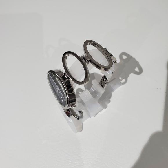 French Fashion Watch Bracelet by "Go Girl"- New - Picture 4 of 5